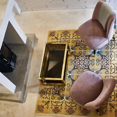 Domus Muri Bianchi *