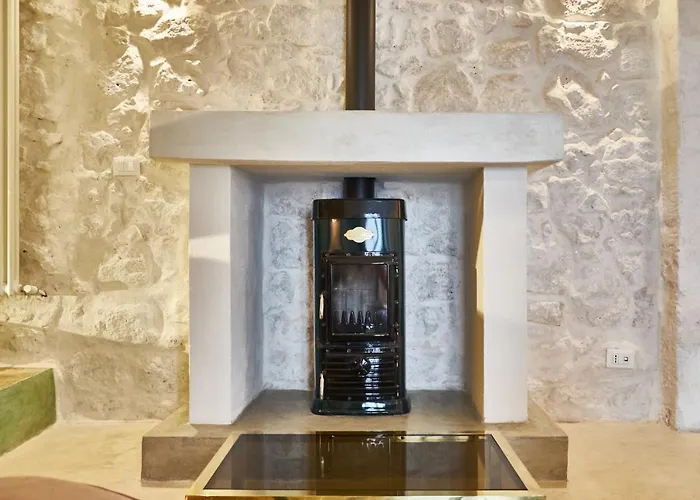 Domus Muri Bianchi 別荘 *